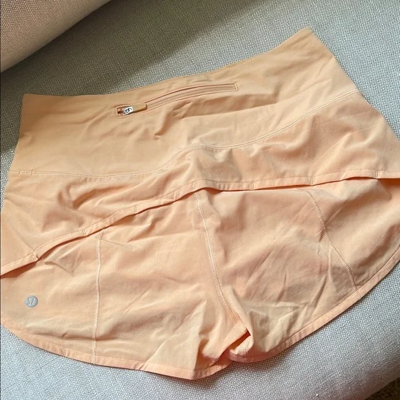 Lululemon speed up shorts - Picture 2 of 3
